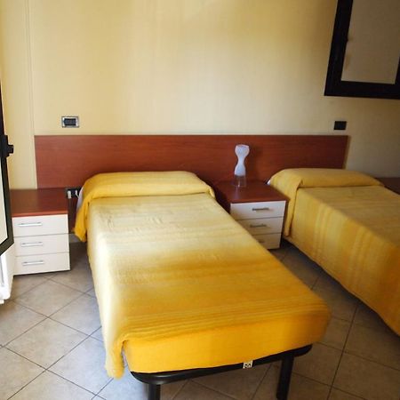فندق Caffetteria Dell'Angolo Borghetto Secondo المظهر الخارجي الصورة