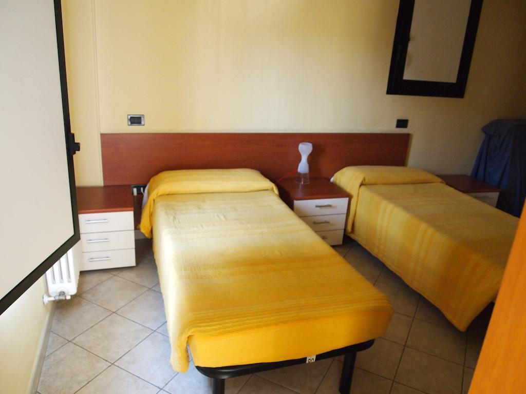 فندق Caffetteria Dell'Angolo Borghetto Secondo المظهر الخارجي الصورة